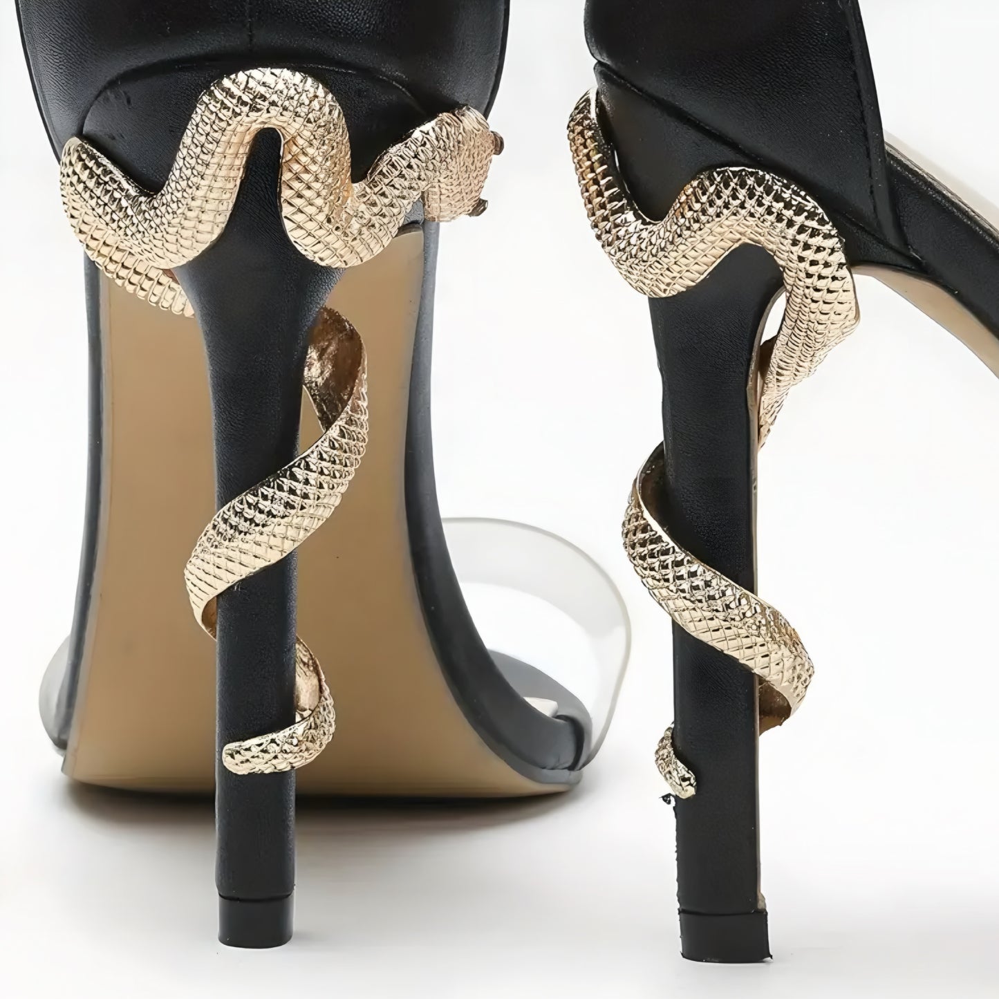 Nr.19 “Elegante goldene Schlangendekoration für Absatzschuhe – Stilvolles Accessoire für extravagante Looks
