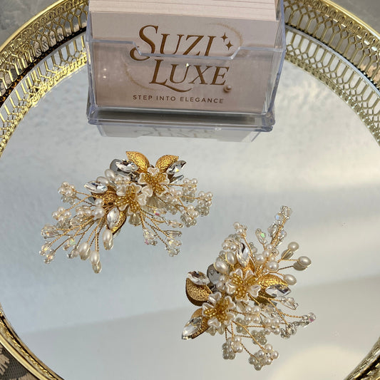 11. SchuhClipper mit Perlen ,goldene details und Blütenverzierung