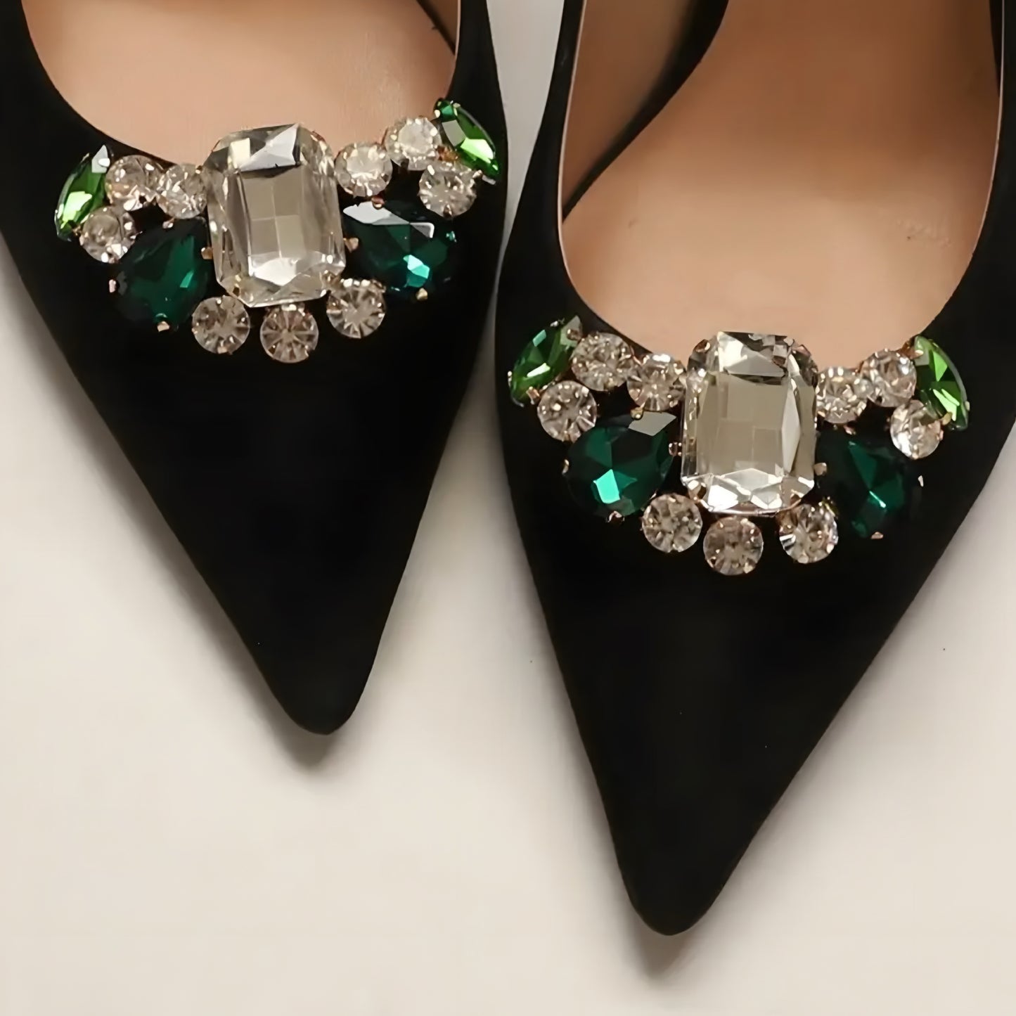 Nr.15 Elegante Schuhclips in Schleifenform mit Perlenbesatz – Stilvoller Akzent für jeden Look