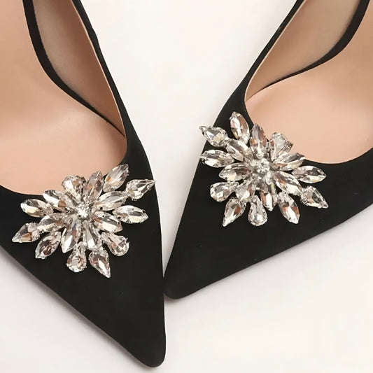 2.Elegante Kristall-Schuhclips in Blütenform – Funkelndes Accessoire für High Heels