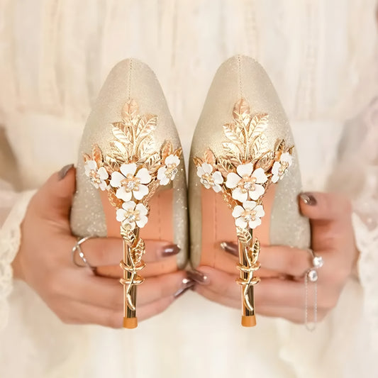 Nr18. Vintage SchuhSchmuck mit goldenen Blättern & Perlen – Elegantes Accessoire für High Heels & Brautschuhe